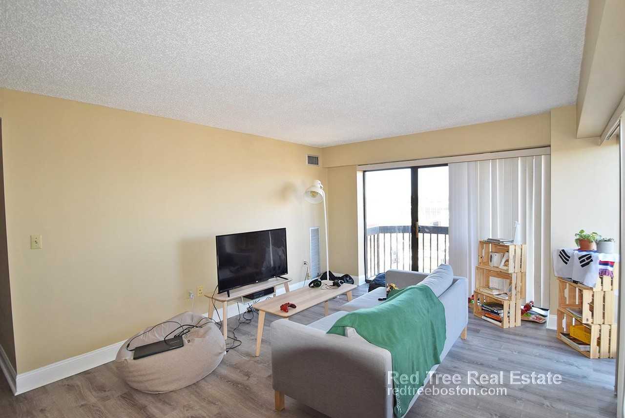 15 N Beacon St #802 - Photo 2 of 19