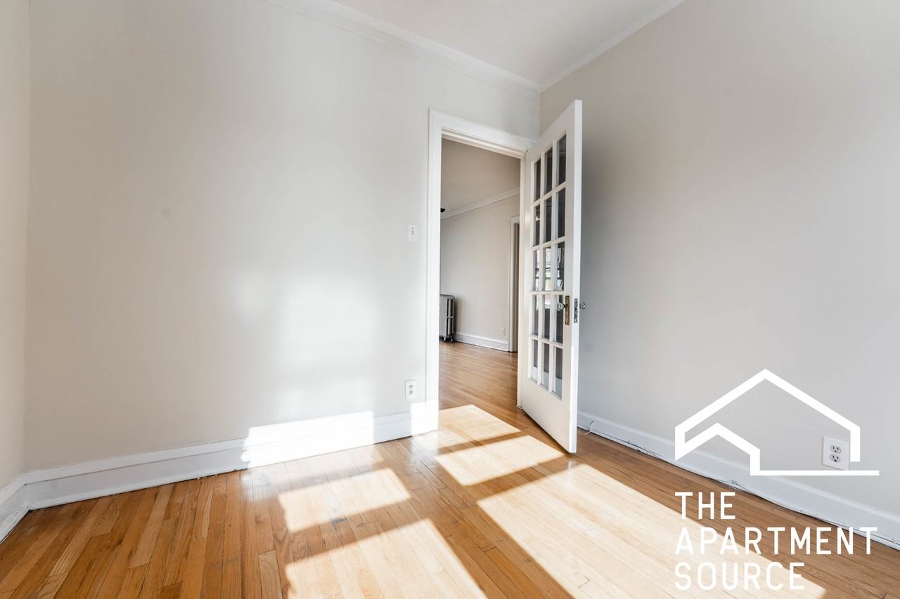 3914 N Pine Grove Ave #3E - Photo 7 of 18