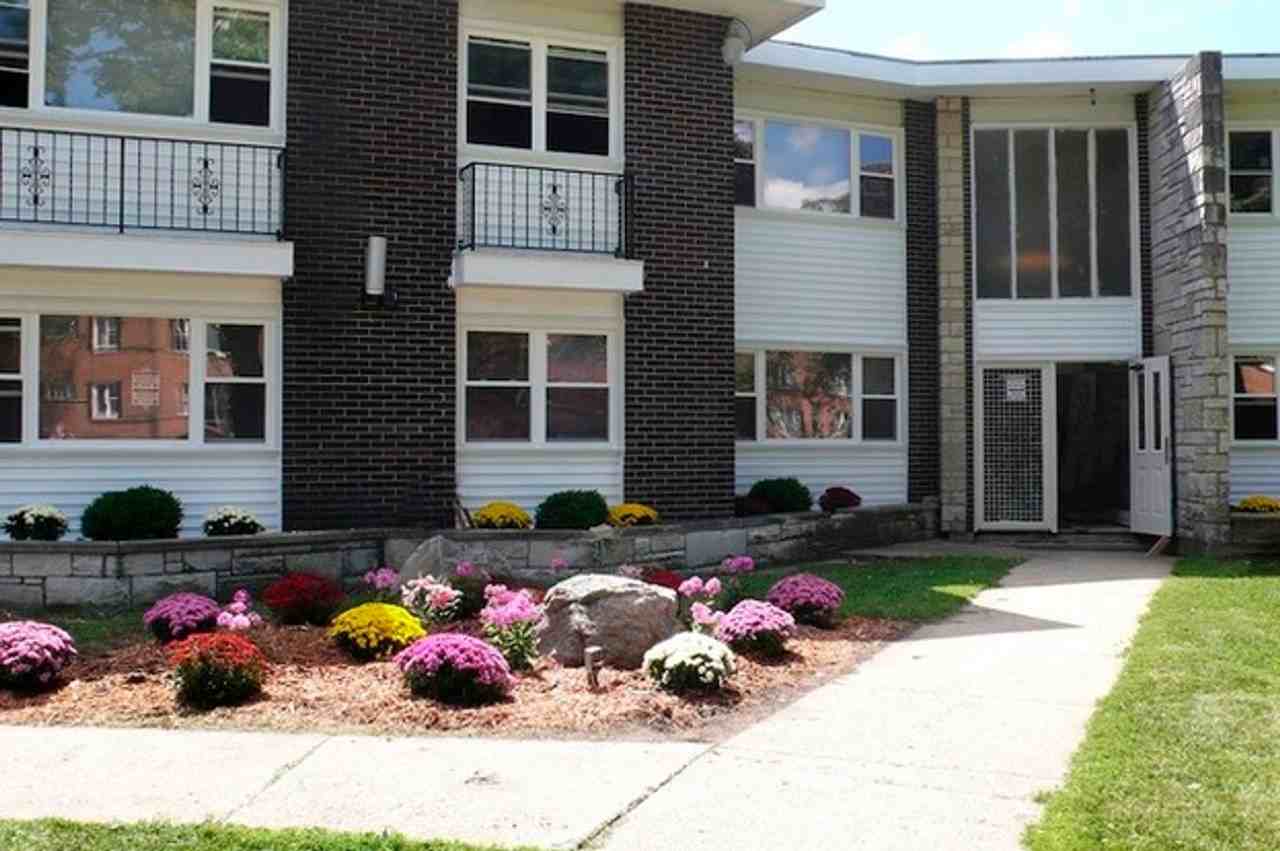 2125 Georgetown - Photo 6 of 15