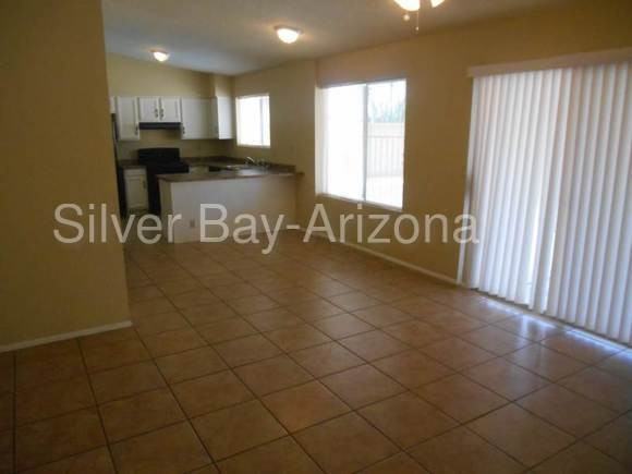1024 N Sericin Cir - Photo 2 of 9
