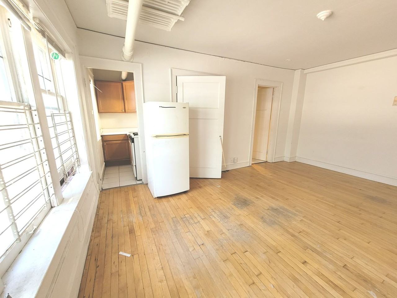 1303 Cass - Photo 2 of 50