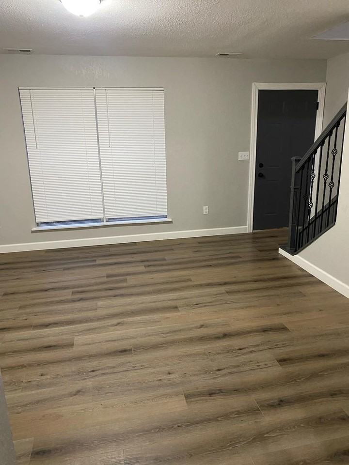 4223 Sunset Dr #4 - Photo 2 of 15