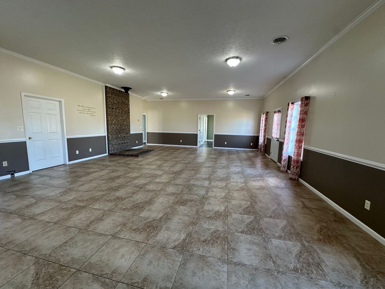 1708 Mohawk Rd - Photo 2 of 14