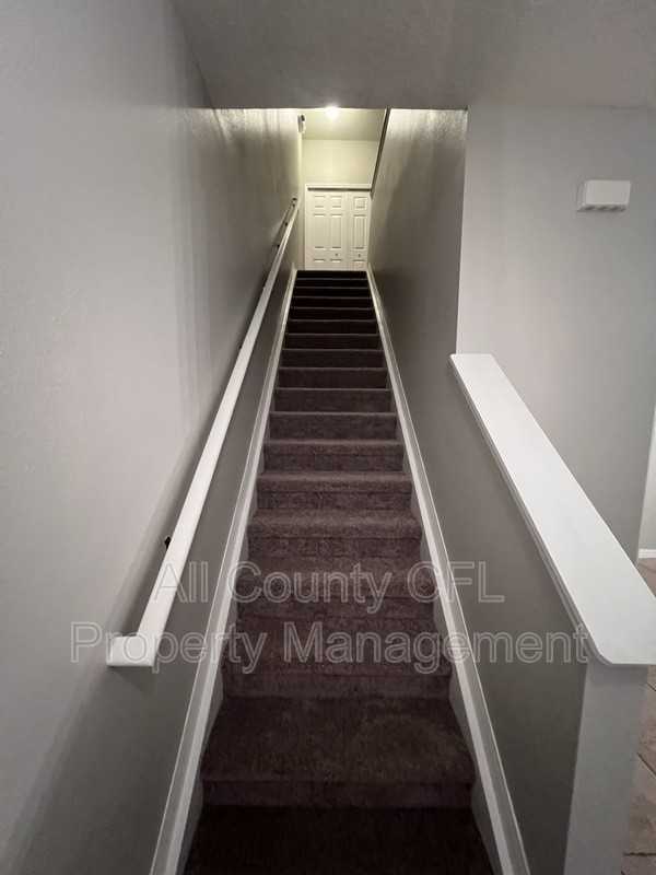 2740 Oakwater Dr - Photo 6 of 17