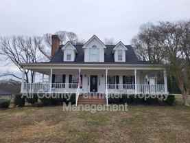 653 Glenn Gee Rd - Photo 1 of 1