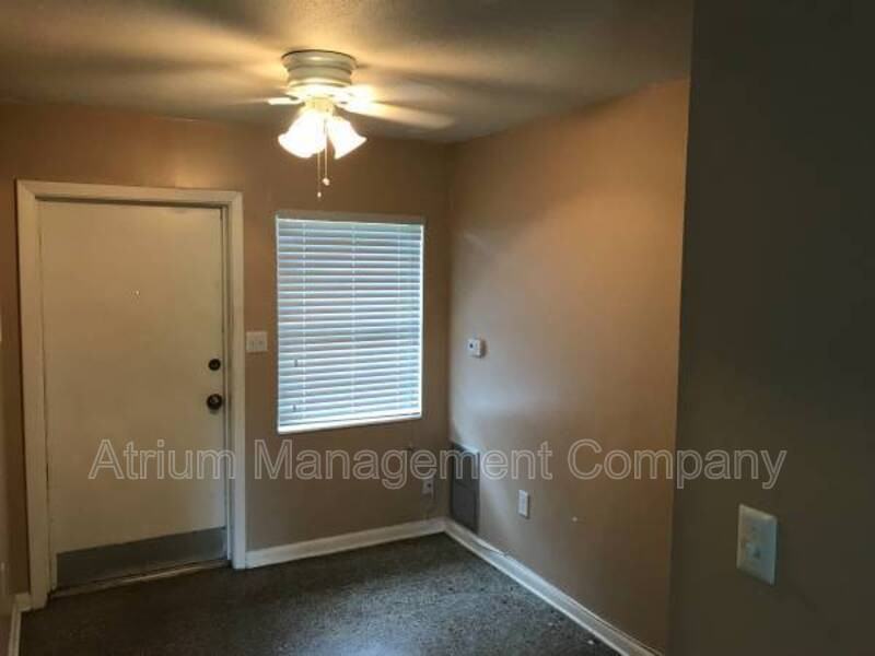 1918 Lanier Ct - Photo 2 of 6