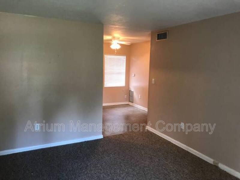 1918 Lanier Ct - Photo 3 of 6