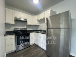featured image of 609 South Dewey Street #4