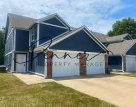 3830 Sw Harbor Dr - Photo 1 of 1