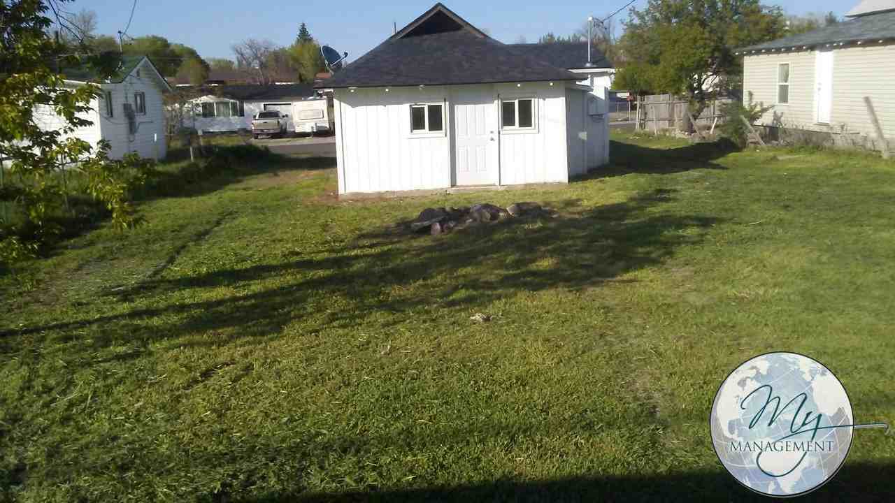 213 7th Avenue South - Photo 2 of 11