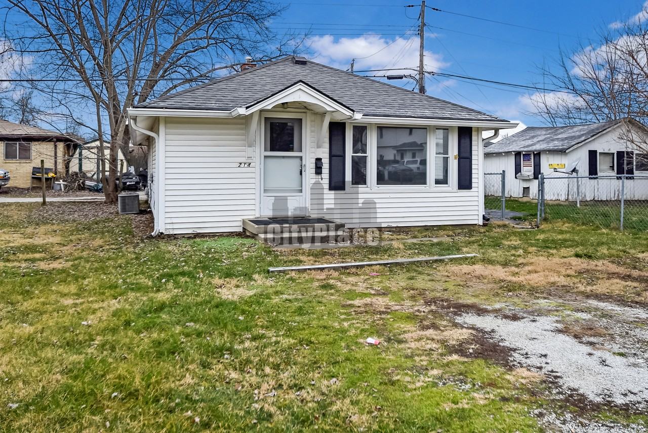 214 N Munsie St - Photo 3 of 20