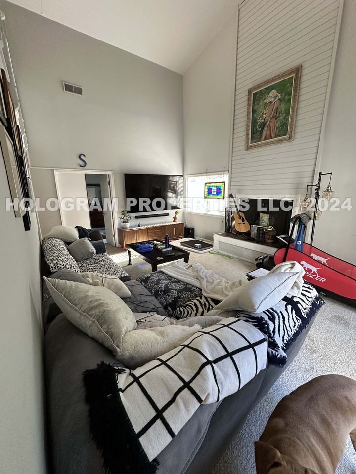 2325 Ganador Ct - Photo 7 of 28