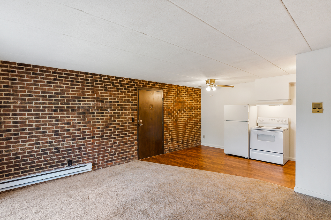 Brixworth - Photo 4 of 29