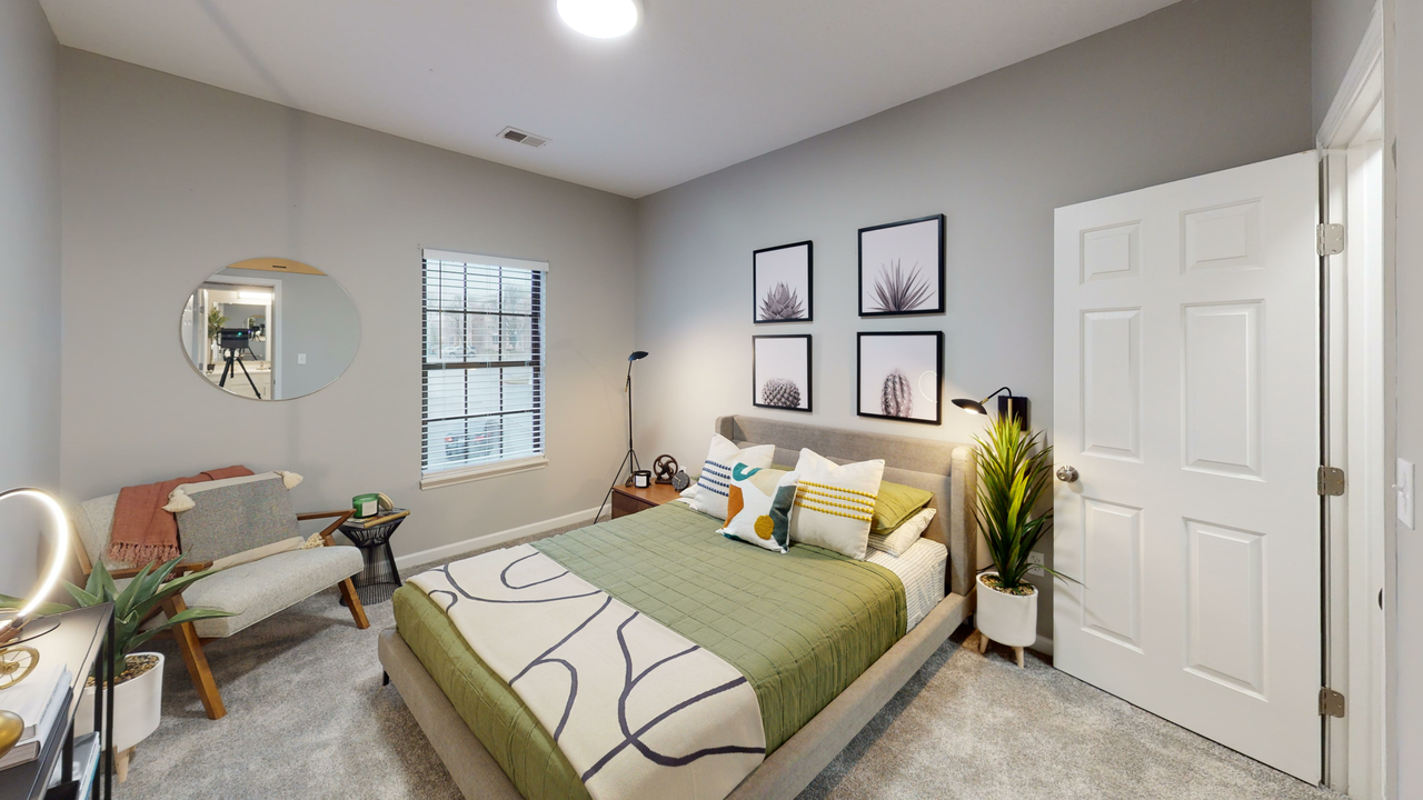 Burlington Oaks Apartments - Photo 6 of 50