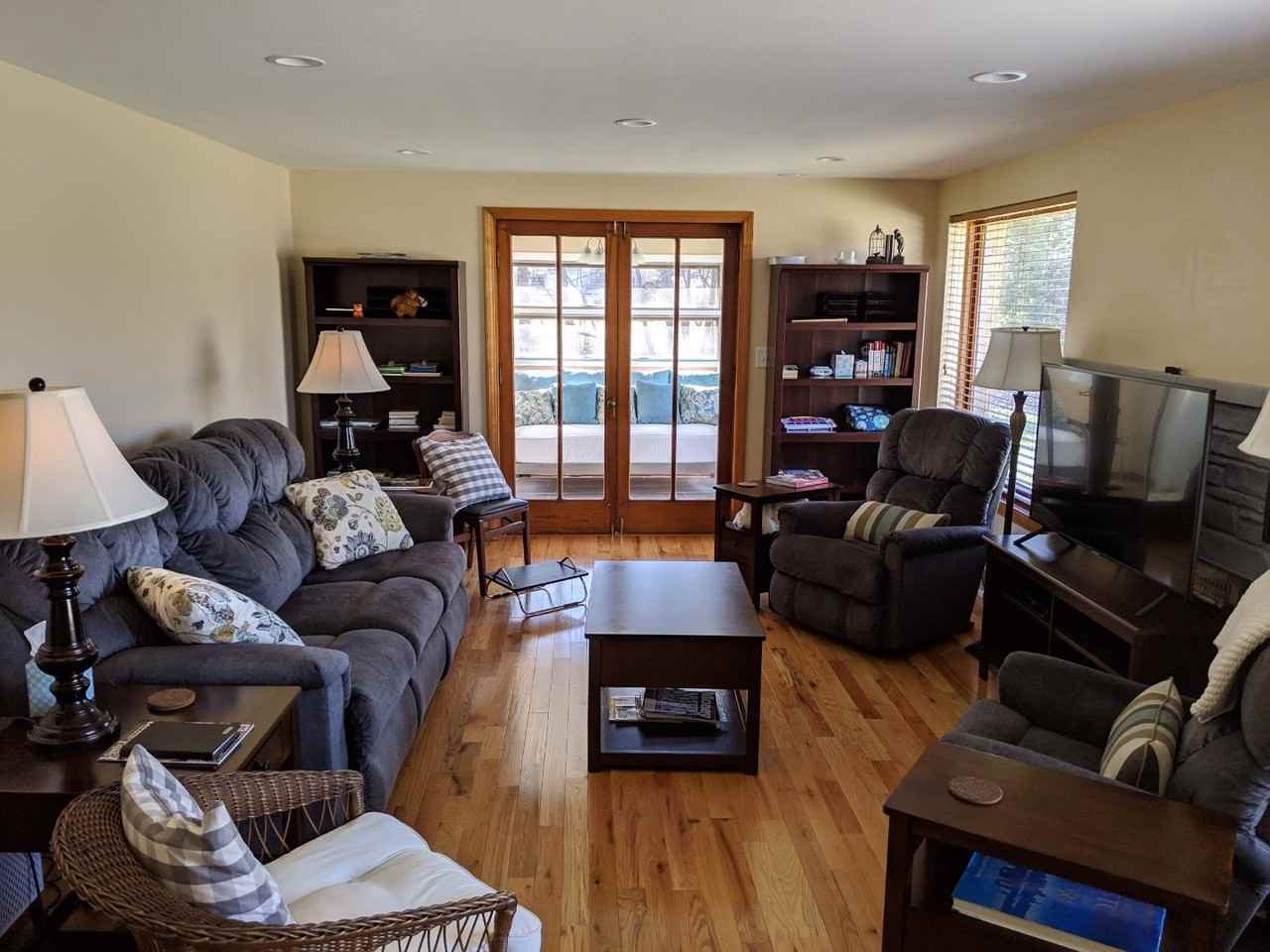 7335 W Drexel Ave - Photo 3 of 10