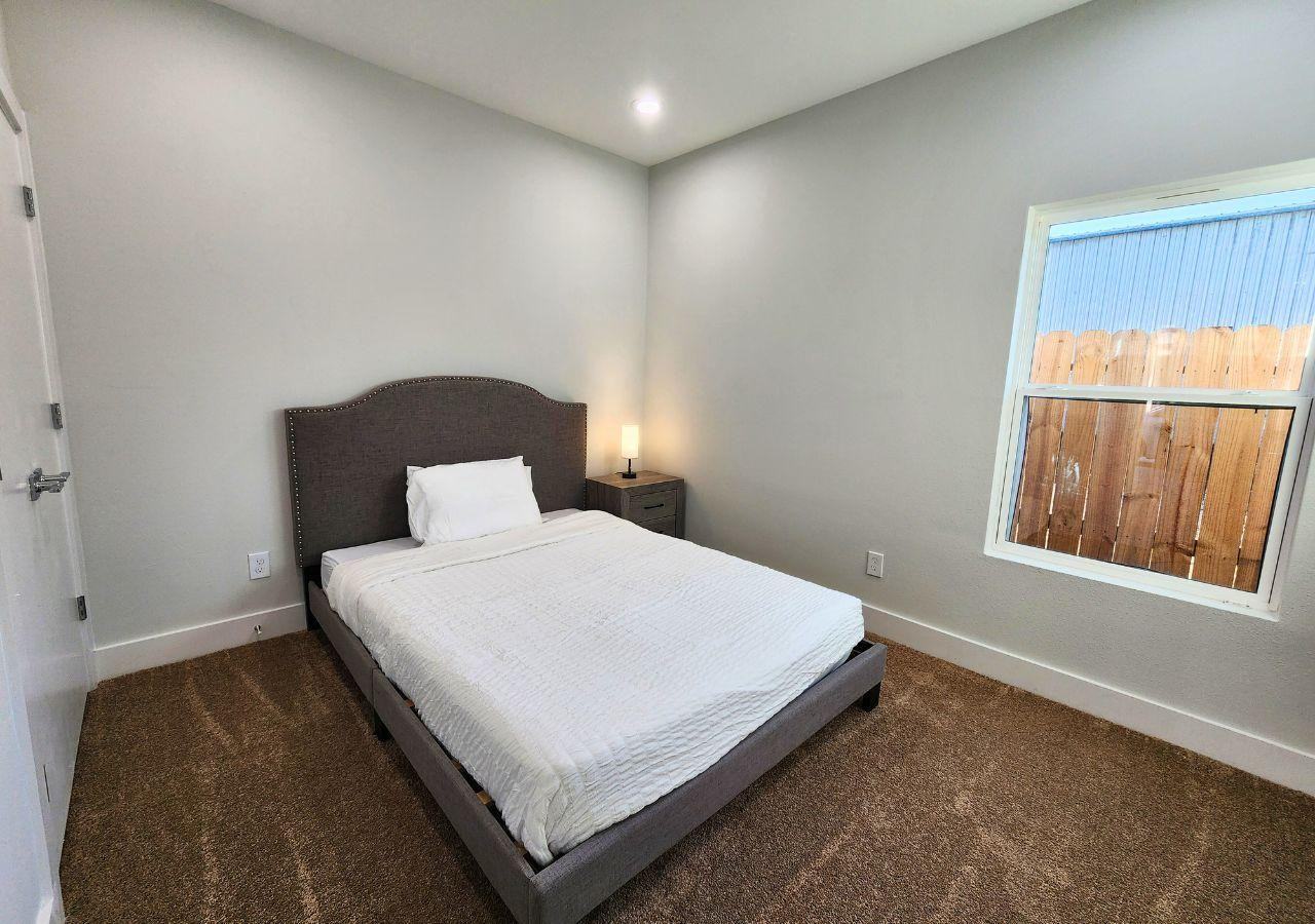 615 Northew St Row 1 - Photo 6 of 10