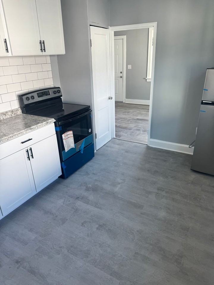 2202 Liberty St - Photo 7 of 16