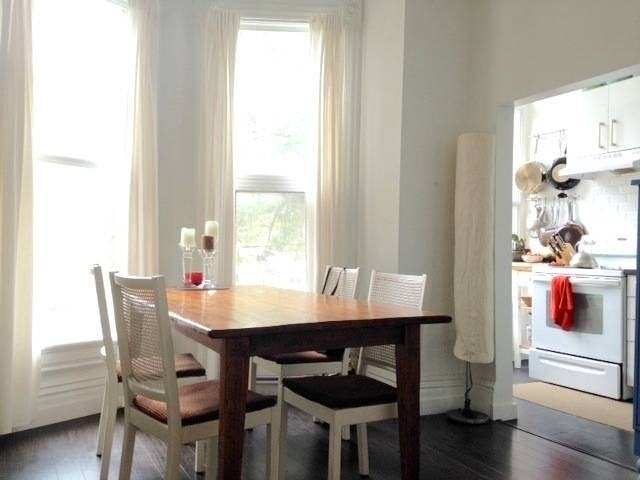 254 Gerrard Street East - Photo 3 of 9