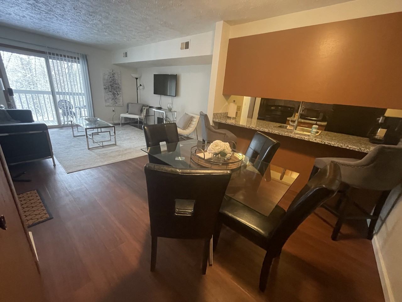 1510 Yorkshire Drive #15 - Photo 3 of 11