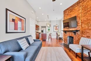 South Sarah Street 925 - Photo 1 of 1