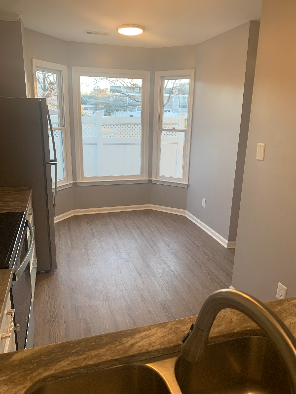 5104 La Sombre Dr - Photo 4 of 33