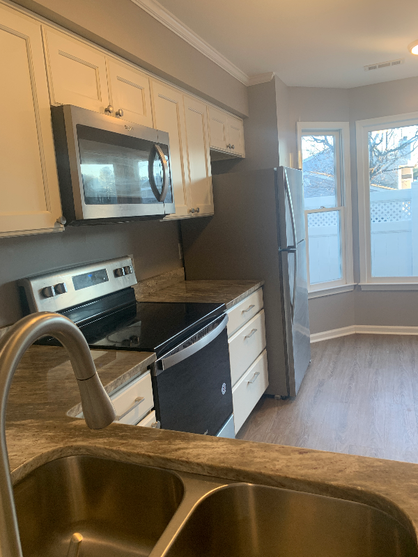 5104 La Sombre Dr - Photo 5 of 33