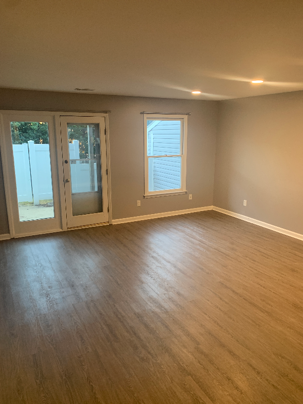 5104 La Sombre Dr - Photo 7 of 33