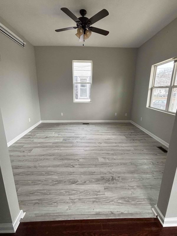 329 S Main St - Photo 3 of 16