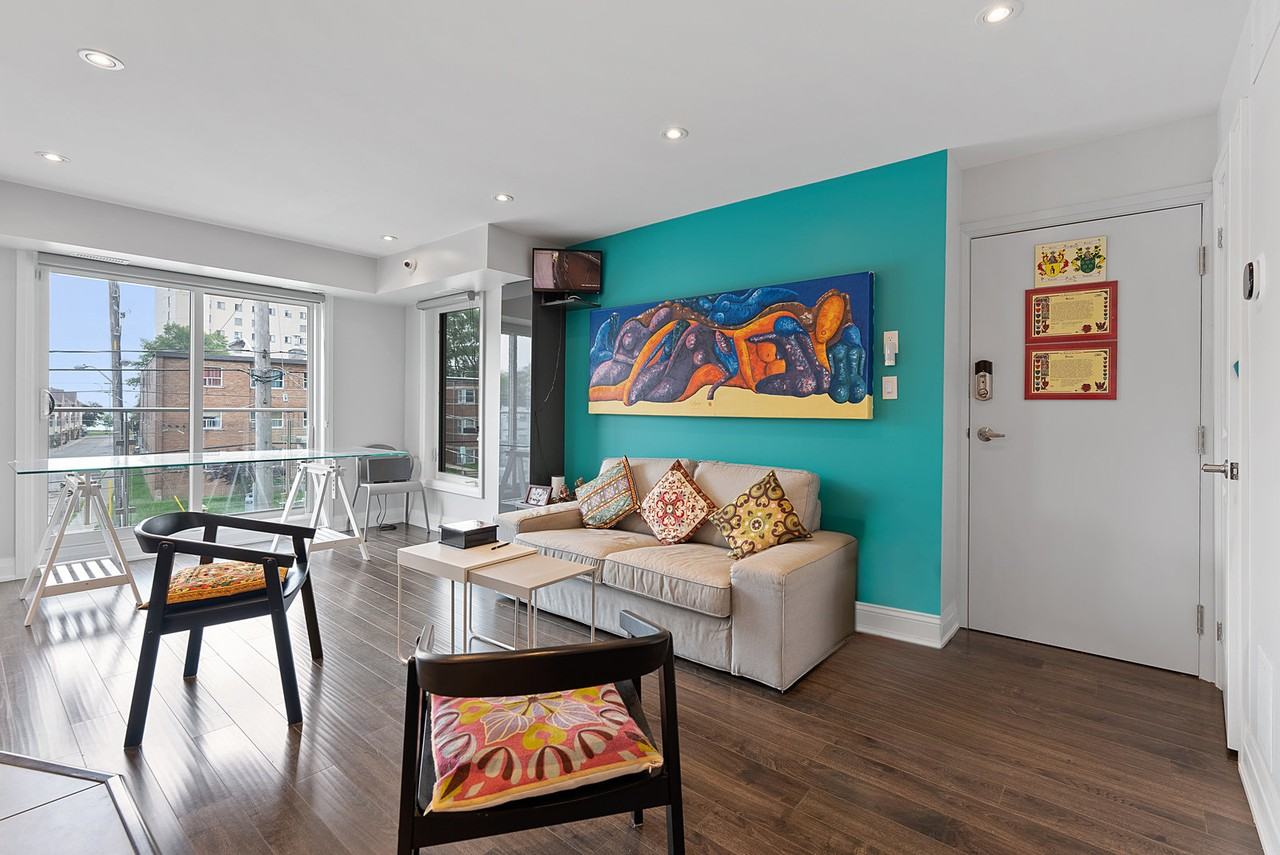 2504 Lake Shore Boulevard West #3 - Photo 2 of 31