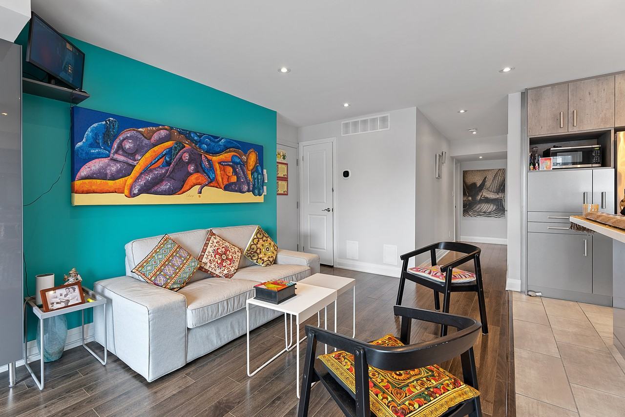 2504 Lake Shore Boulevard West #3 - Photo 4 of 31