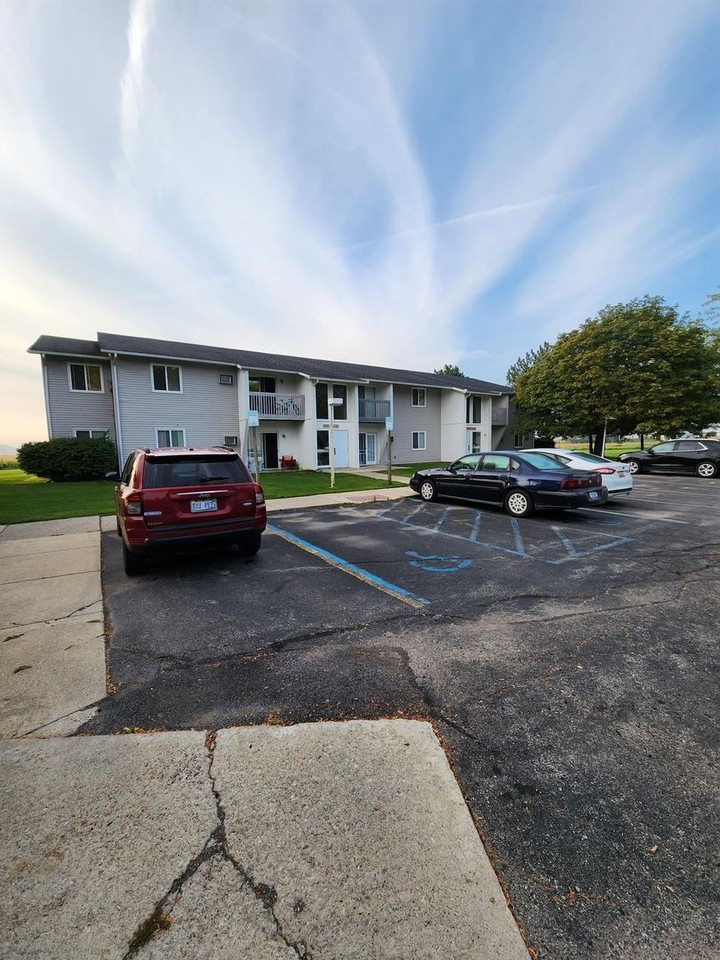 Britton Apartments - Photo 5 of 36