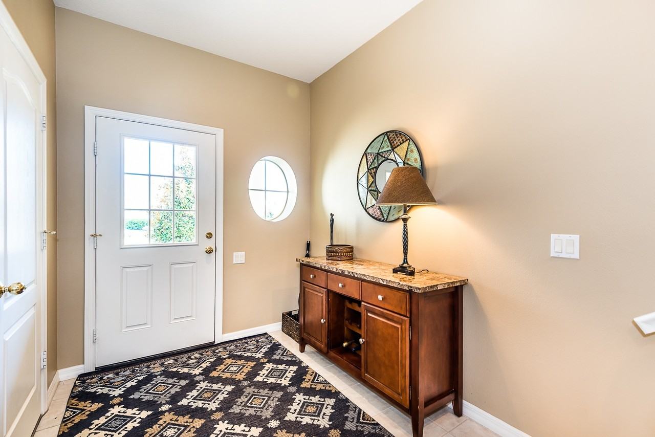 1263 Jonah Dr - Photo 4 of 44