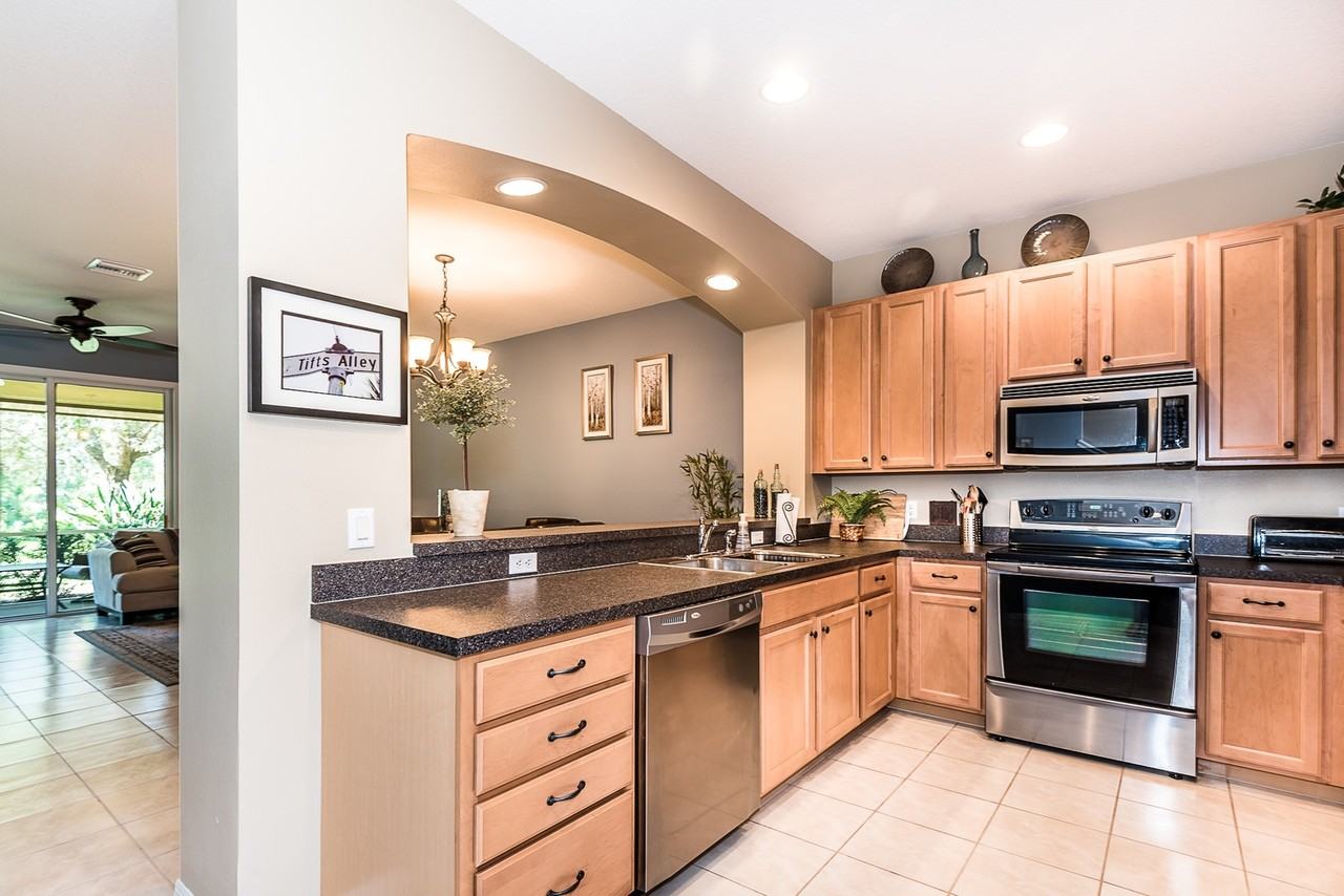 1263 Jonah Dr - Photo 7 of 44