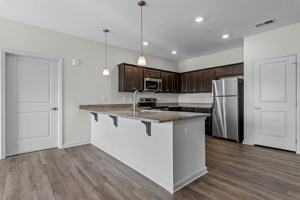 featured image of 170 Grove Cir #201