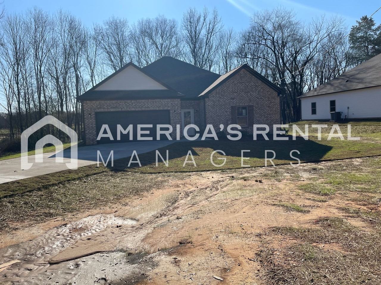 418 S Pine Dr - Photo 2 of 42