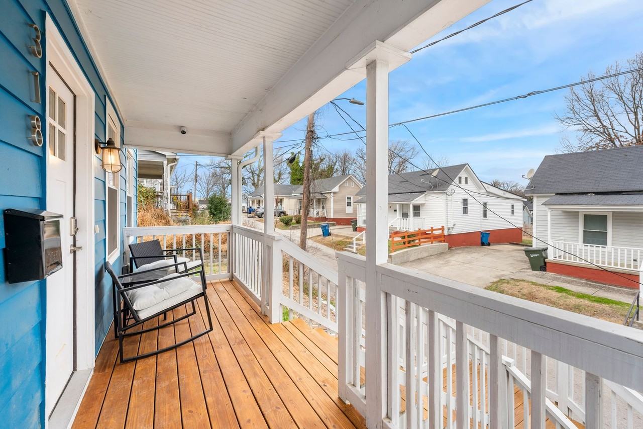 318 Wake Pl - Photo 2 of 18