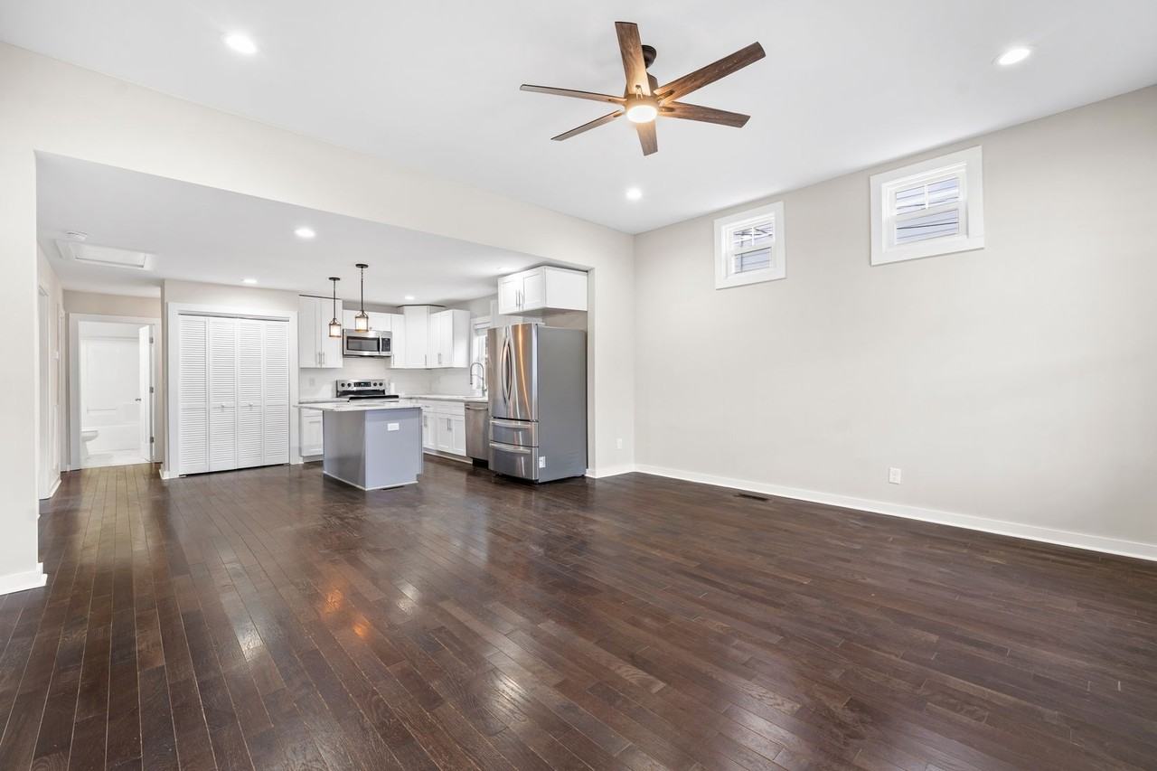 318 Wake Pl - Photo 6 of 18