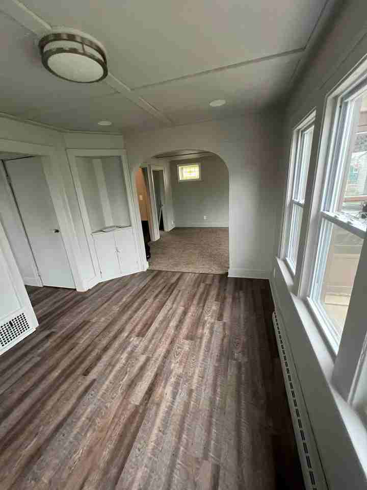 4913 N 58th St - Photo 6 of 10