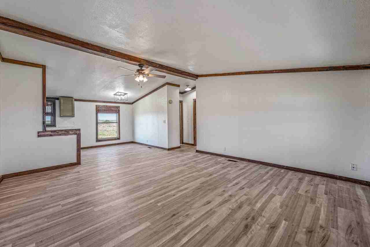 6506 Fm 913 - Photo 3 of 42