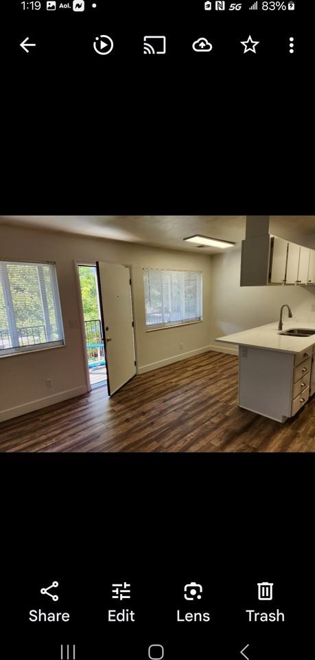 1090 30th St #6 - Photo 3 of 13