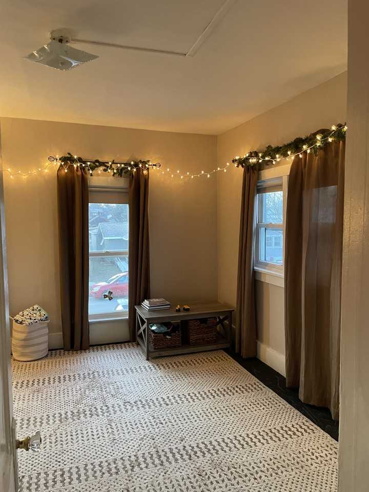 1808 Loomis St - Photo 3 of 11