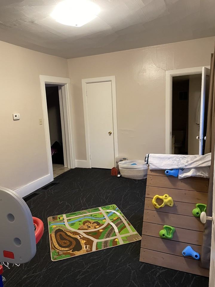 1808 Loomis St - Photo 5 of 11