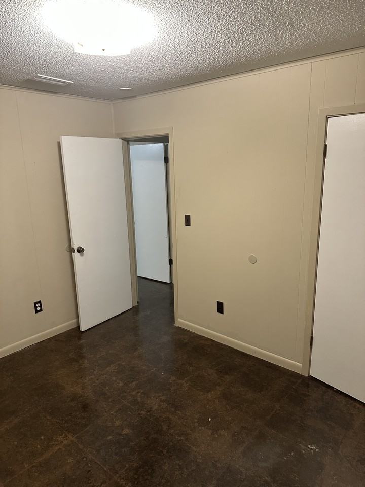 3457 Robert Kennedy Dr #NA - Photo 4 of 8
