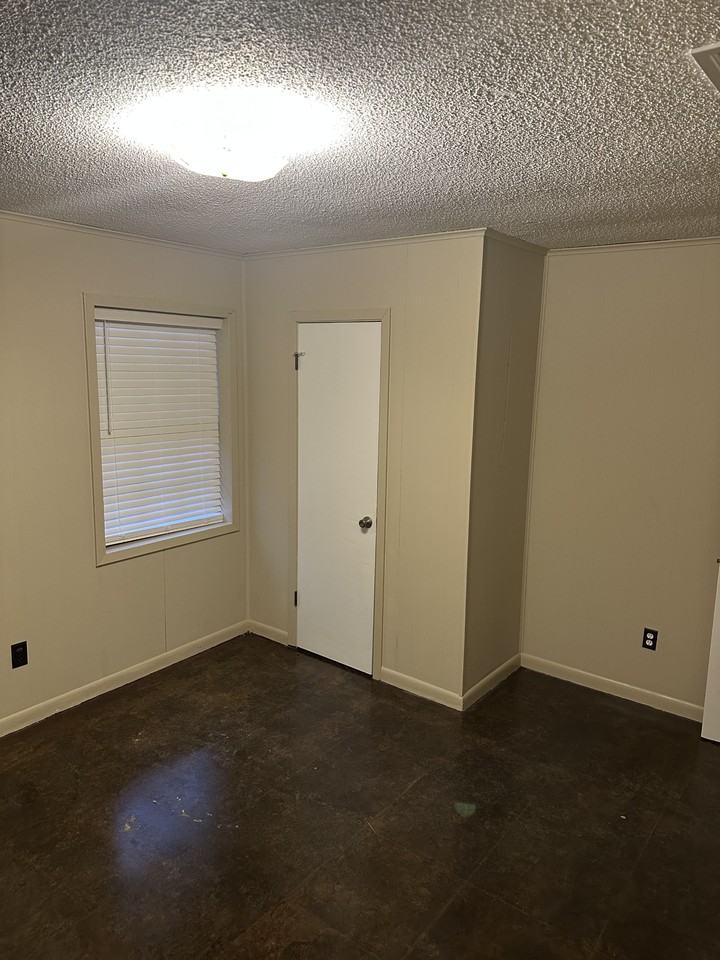 3457 Robert Kennedy Dr #NA - Photo 5 of 8