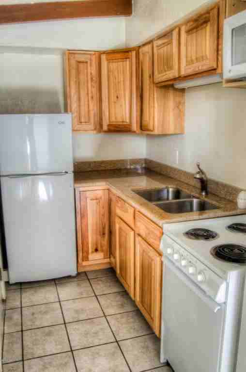 749 East Waverly Street - Photo 2 of 5