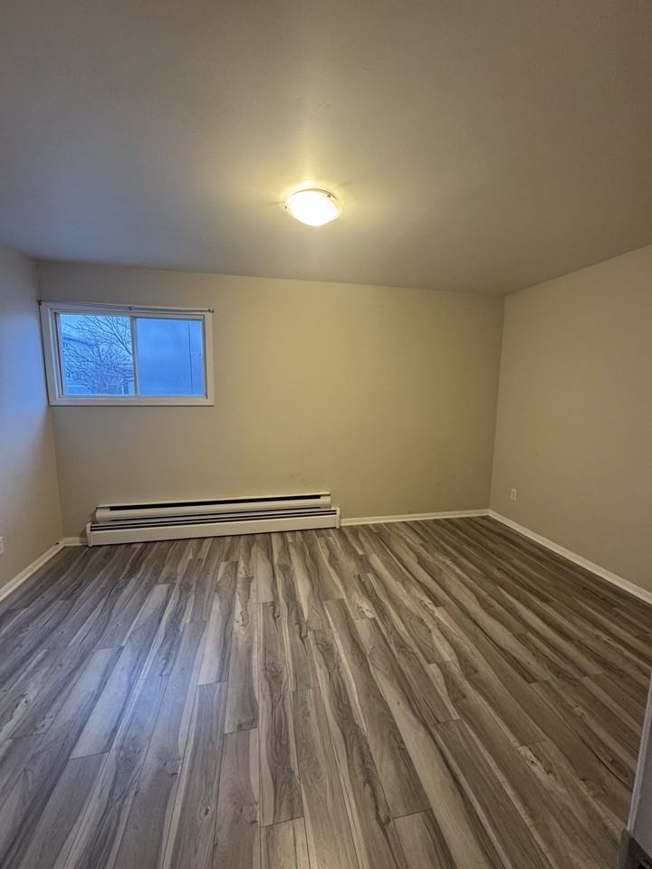 34 Verdun St #8 - Photo 6 of 10