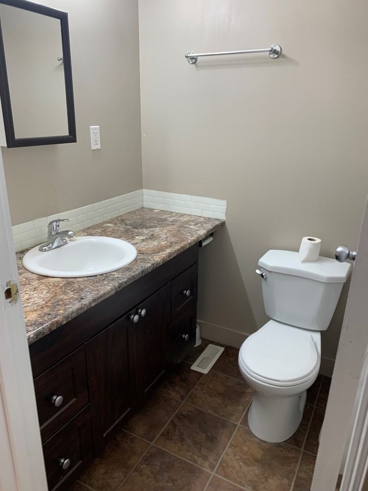 10420 100 Ave #202 - Photo 7 of 9