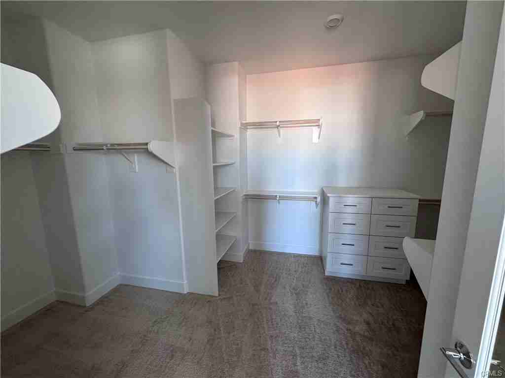 Millikan Ave - Photo 3 of 8