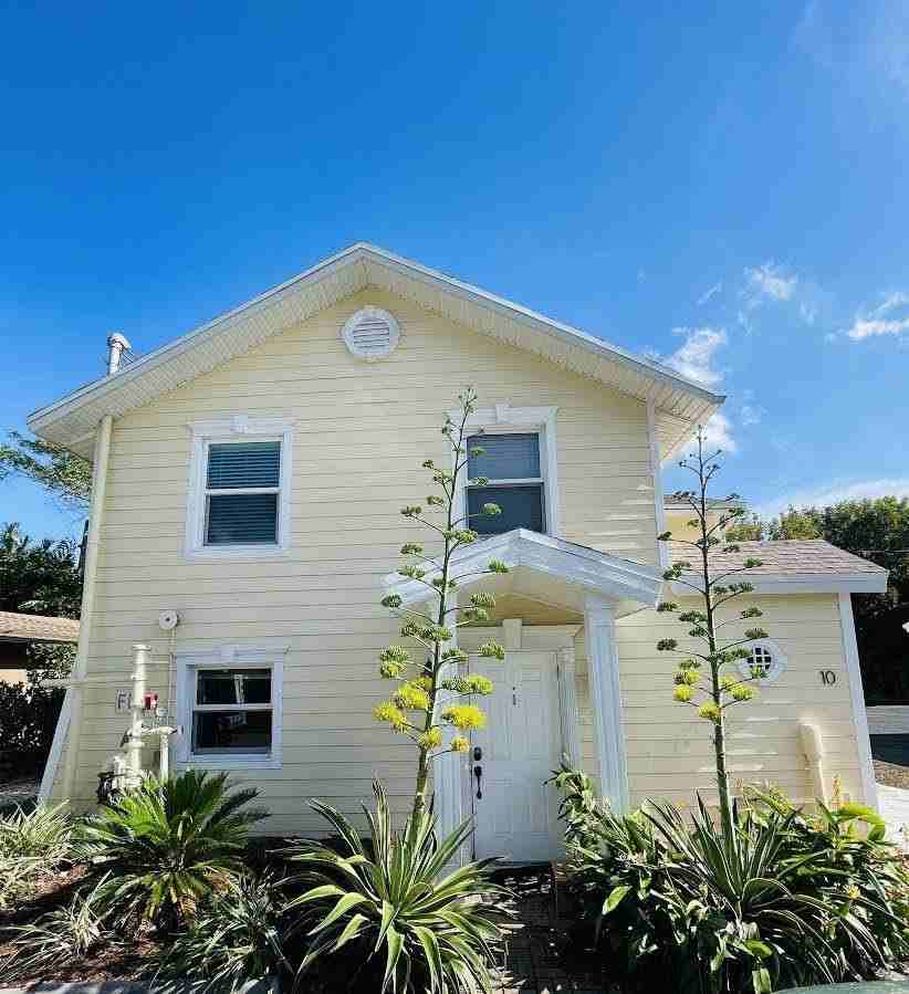 10 Southeast 11th Avenue - Photo 2 of 19