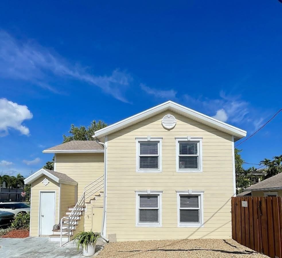 10 Southeast 11th Avenue - Photo 5 of 19